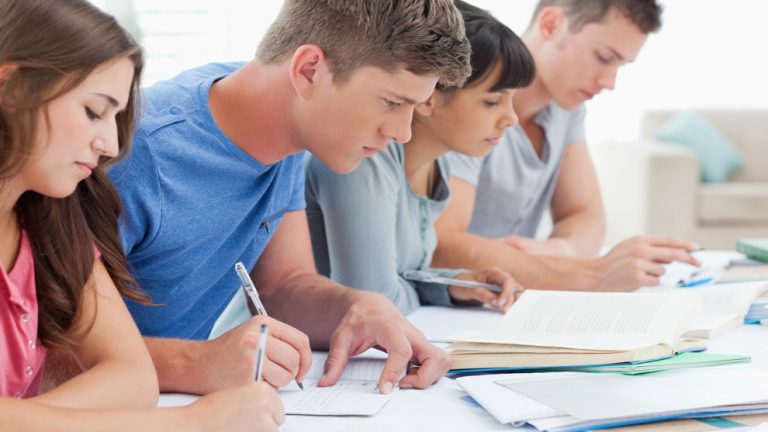 Frontistiriolikeiogtaksi