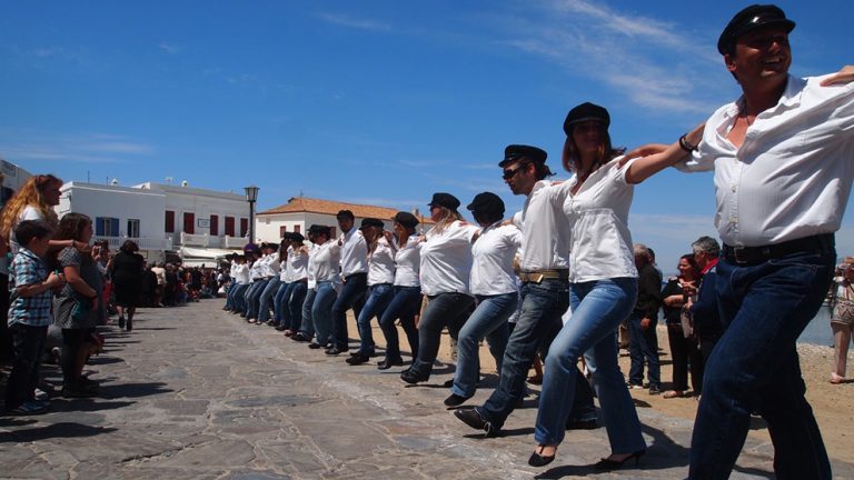 Horos xasapiko sti mykono