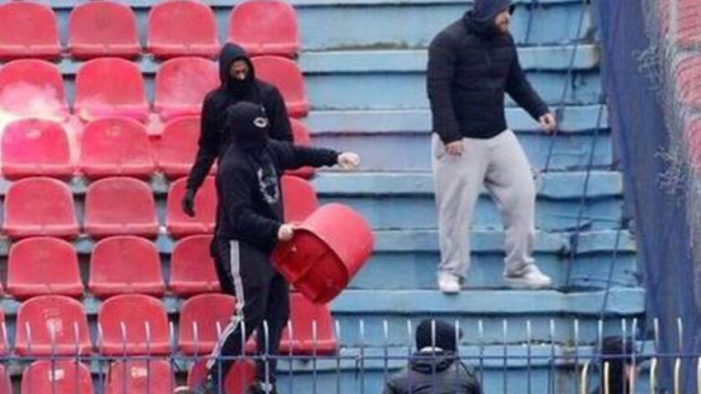 Αγώνας αε μυκόνου με πανιώνιο