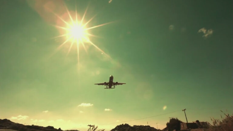 Αεροπορικές αφίξεις τον οκτώβριο για την μύκονο