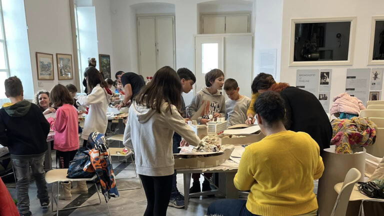 Εργαστήρι κατασκευής καράβας