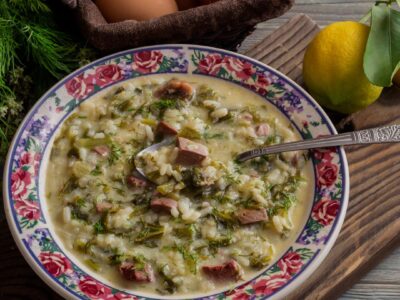 Μαγειρίτσα: ένα πασχαλινό έθιμο με ιστορία, συμβολισμό και γεύση