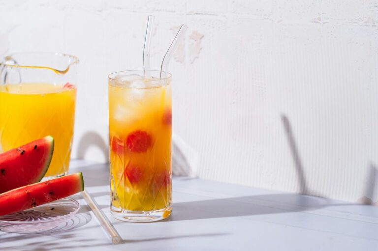 Χυμοί για παιδιά: υγιεινές και δροσερές επιλογές το καλοκαίρι